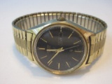 Citizen Quartz Gold Tone Mens Wrist Watch w/ Date & Day Display