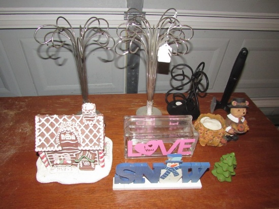Small Christmas decorations lot
