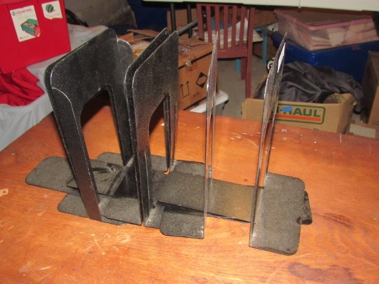 3 Sets metal bookends