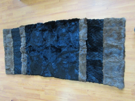 Alternating Fur Wrap