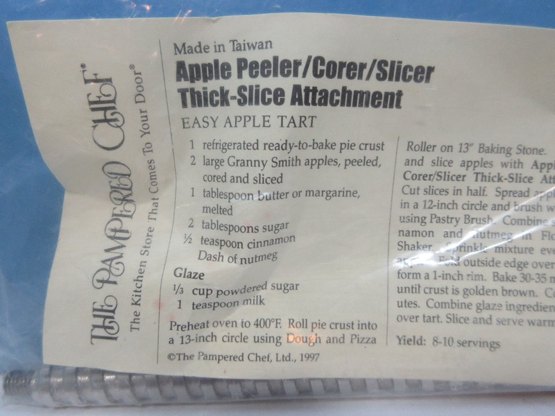 Pampered Chef Ice Shaver and Apple