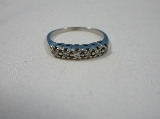 14K Ring White Gold Band w/6 Diamond Chips Size 6