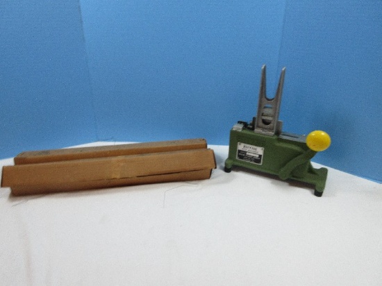 Rhyne Pick Machine Floral Supply Mfg. Co. Inc. Serial #AF4259 w/Boxes Green Florist Wire