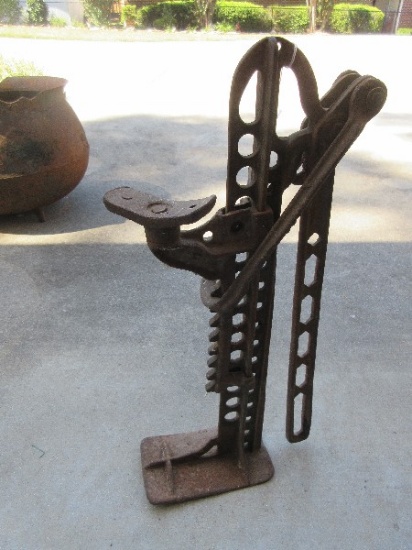 Antique Wagon/Buggy/Automobile Car Jack 18"H
