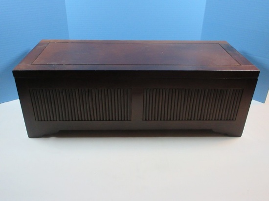 Chinoiserie Wooden Storage Chest Box Dowel Panels Design Hinged Lid on Ogee Bracket Feet