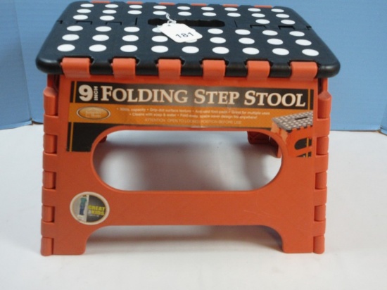 Kennedy's Home 9" Folding Step Stool