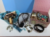 Lot Ladies Fashion Designer Belts Embossed Coin Medallions, Tolled Leather Dogwood/Rhine-