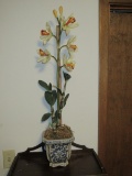 Bombay Co. Porcelain Flowering Vine Oriental Cobalt Blue Pattern Cache Pot Craquelure Patina