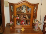 Traditional Arched Pediment Curio Display Cabinet Wall Mount/Free Standing w/ Awesome
