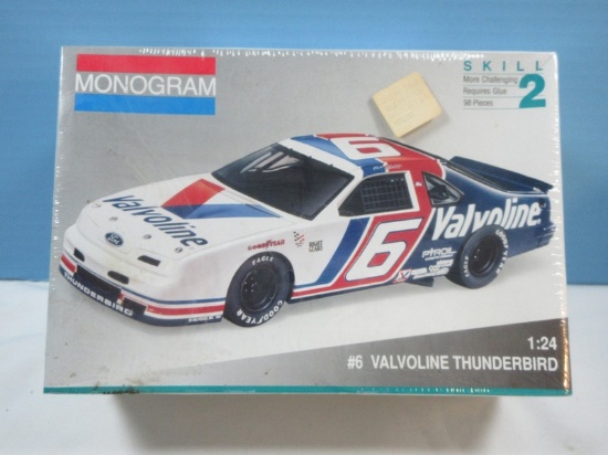 Monogram #6 Valvoline Thunderbird Mark Martin 1:24 Scale NASCAR Model Factory Sealed Kit