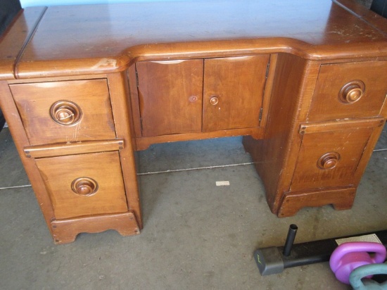 Maple Writing Student Desk w/Dovetail Drawers & Center Storage. 28"H x 19" x 48"