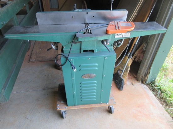 Grizzly Industrial 6" Jointer in Great Shape on Dolly