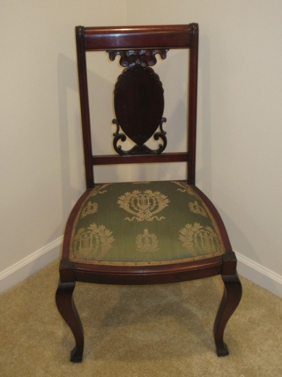 Refined Early Mahogany Medallion & Ribbon Design Back Upholstered Seat on Saber Legs