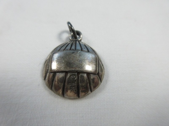Sterling Silver Scalloped Shell Pendant w/Cross - Wgt 6.15G +/-