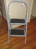 Blue Metal Folding Step Stool w/Non-Slip Steps