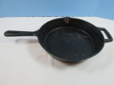 Heavy Cast Iron Artisanal Kitchen Supply Frying Pan Skillet Double Pour Spout & Handle Plus