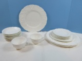 22pcs Coalport Bone China Countryware All White Embossed Leaves Border Dinnerware 11