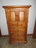 Knotty Pine Early American Style Lingerie Chest Double Shutter Panel Doors 4 Base Drawers w/