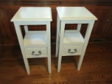 Classic Design Pair of End Tables w/Shelf & Drawer- Approx 30