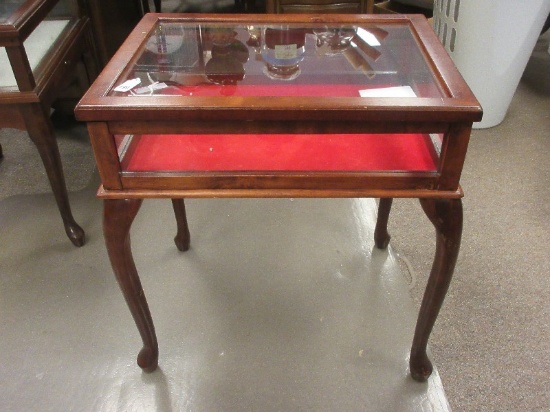 Queen Anne Style Curio Display End Table Lift Top (Some Scratches/Nicks)