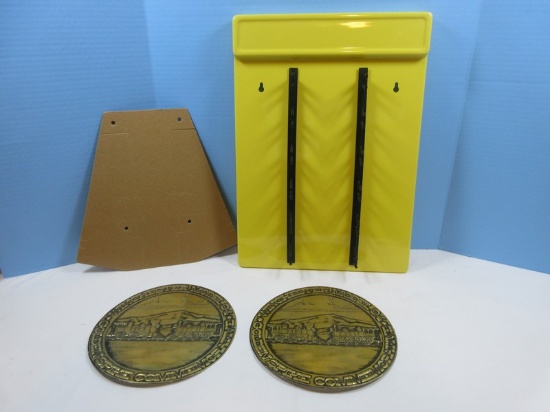 Lot Rifle Scope Counter Top Display Stand-NIB 2 Winchester Dealer Advertising model 94 Golden