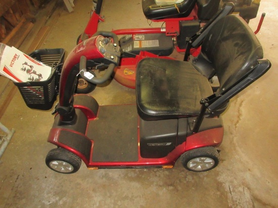 Pride Victory Series #9 Mobility 4 Wheel Scooter w/Charger