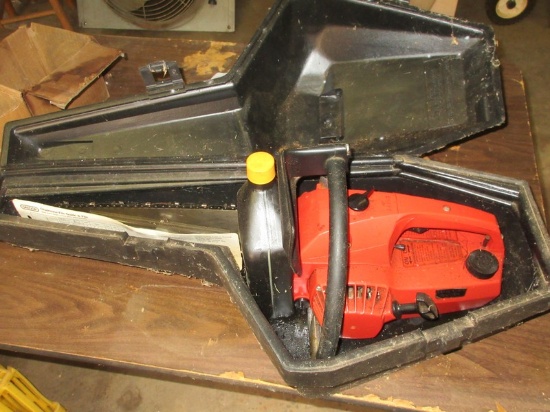 Craftsman Gas Chain Saw 14" w/Case