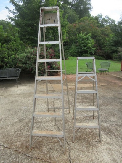 2 Aluminum A Frame Ladders 5'/8'