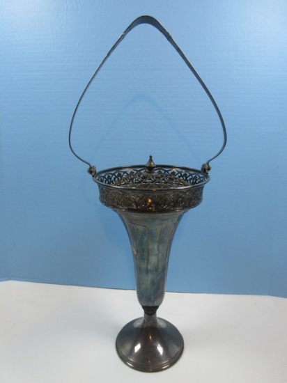 Impressive Pair Point Quadruple Silverplated Art Nouveau Pierced Design Rim Trumpet Basket