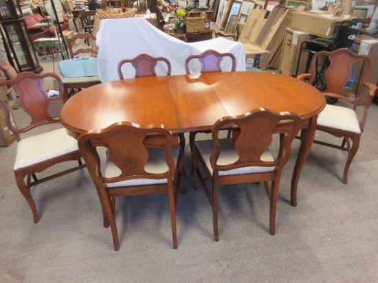8pc French Regency Style Dining Room Maple Table w/Leaf on Sabre Legs w/6 Upholstered