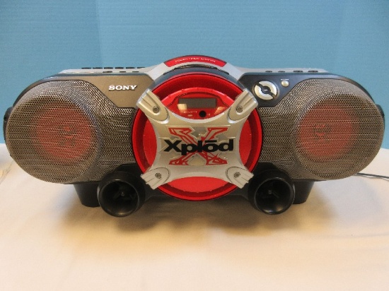 Sony Xplod Power Drive Woofer Portable Boom Box CFD-GSOS/CD Radio Cassette-Recorder