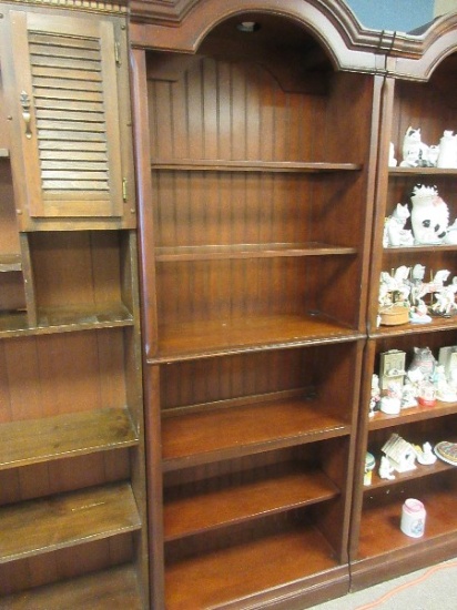 Farmhouse Lighted Bookcase Fruitwood Arched Bonnet Top 2 Glass Shelves Ornate Trim Molding