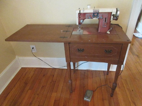 Vintage Kenmore 117.740 Heavy Duty West German Sewing Machine w/Task Light in Flip Top