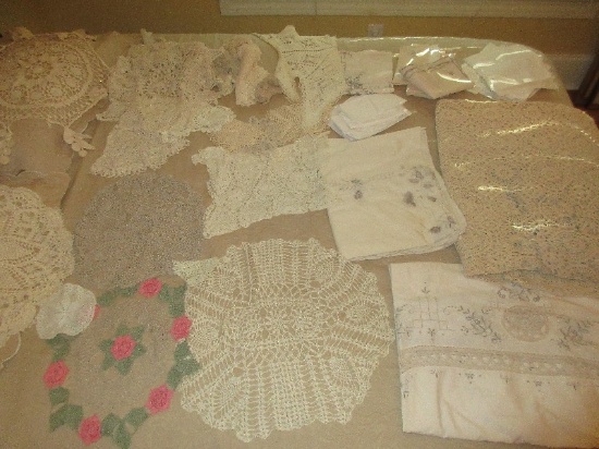Lot Misc Crochet Doilies, Vanity Dresser Scarf, Needlework Crocket Linen Table Cloth w/Napkins