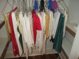 Lot Misc Linen Table Cloths Various Damask Patterns, Solid Colors, etc.