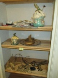 Lot Plate/Display Stands, 4 Gilt Wooden Wall D‚cor Display Shelves, 2 Blue Sky Clayworks