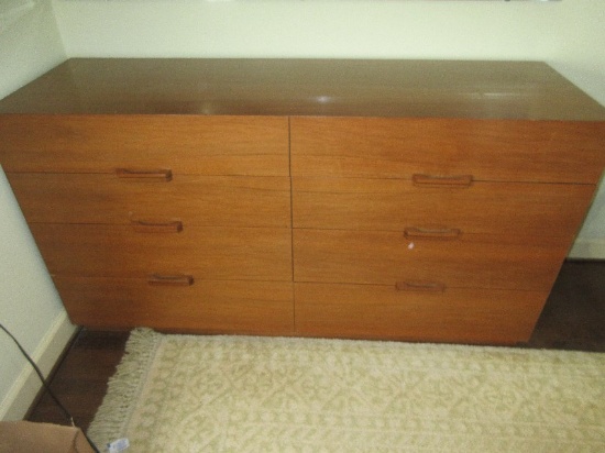 Exceptional Ramseur Furniture Co. Walnut Mid Century Modern Low Boy Dresser w/8 Drawers