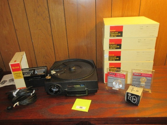 Vintage Kodak Carousel Projector w/5 Carousel Transvue 80 Slide Trays & Stack Loader