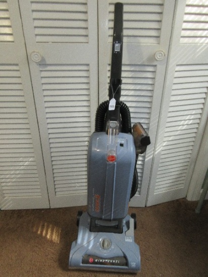 Hoover Wind Tunnel Upright PAWS Edition T-Series