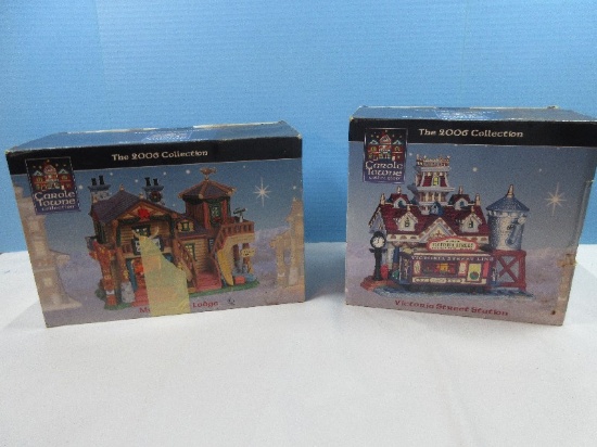 2 Lemax Carole Towne 2001 Christmas Village Series Lighted Porcelain Building "Victoria Street