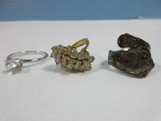 4 Fashion Rings Cubic Zirconia Waterfall Cluster Ring Size, Silverplate Handle & Solitaire Stone