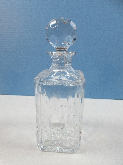Signed Altantis Crystal Jase Pattern Criss Cross & Vertical Cut Design 10 1/2" Whiskey Decanter &