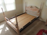 Awesome Farmhouse Classic Low Four Poster Design Bed w/Turned Post Acorn Finials &