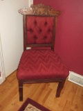 Gorgeous Petite Eastlake Walnut Victorian Parlor Chair Beautifully Carved Tufted Back