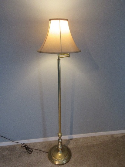Traditional Antique Brass Finish Swing Arm Floor Lamp Reed Post Ornate Base
