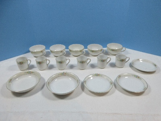 16pc Noritake Fine China The Sedan Pattern Pink & Blue Flowers on Cream Rim Design