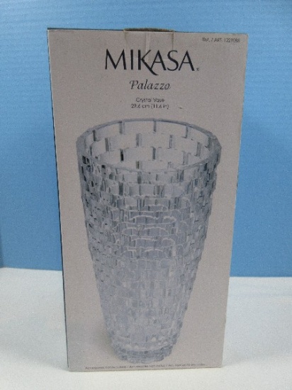Mikasa Stunning Crystal Palazzo 11.6" Vase Giftware Collection Raised Bricks Design Circa 2013-