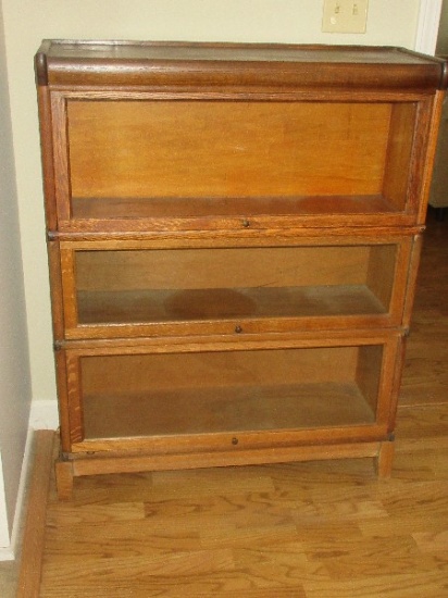 Rare Find Awesome 3 Section Oak Barrister AKA Lawyer's Stackable Bookcase w/Top & Footed