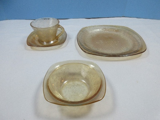 Jeannette Depression Glassware Foragold Pattern Iridescent Louisa 4pc Place Setting Cup, Saucer