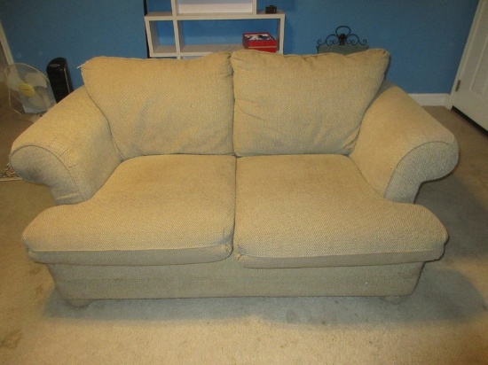 La-Z-Boy Furniture Collins Collection Oversized Lounge Loveseat Contemporary Design Rolled